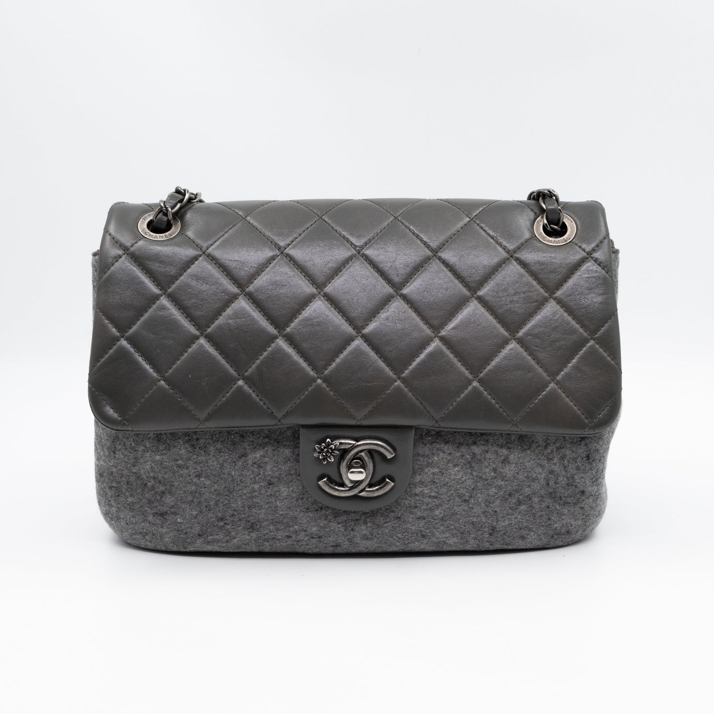 Edelweiss Flower Flap Bag Grey Glazed Calfskin & Felt