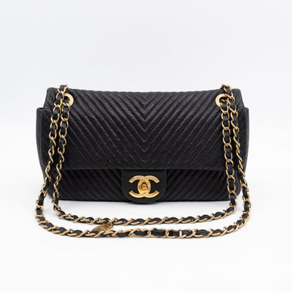 Medallion Charm Flap Bag Medium Black Chevron Leather