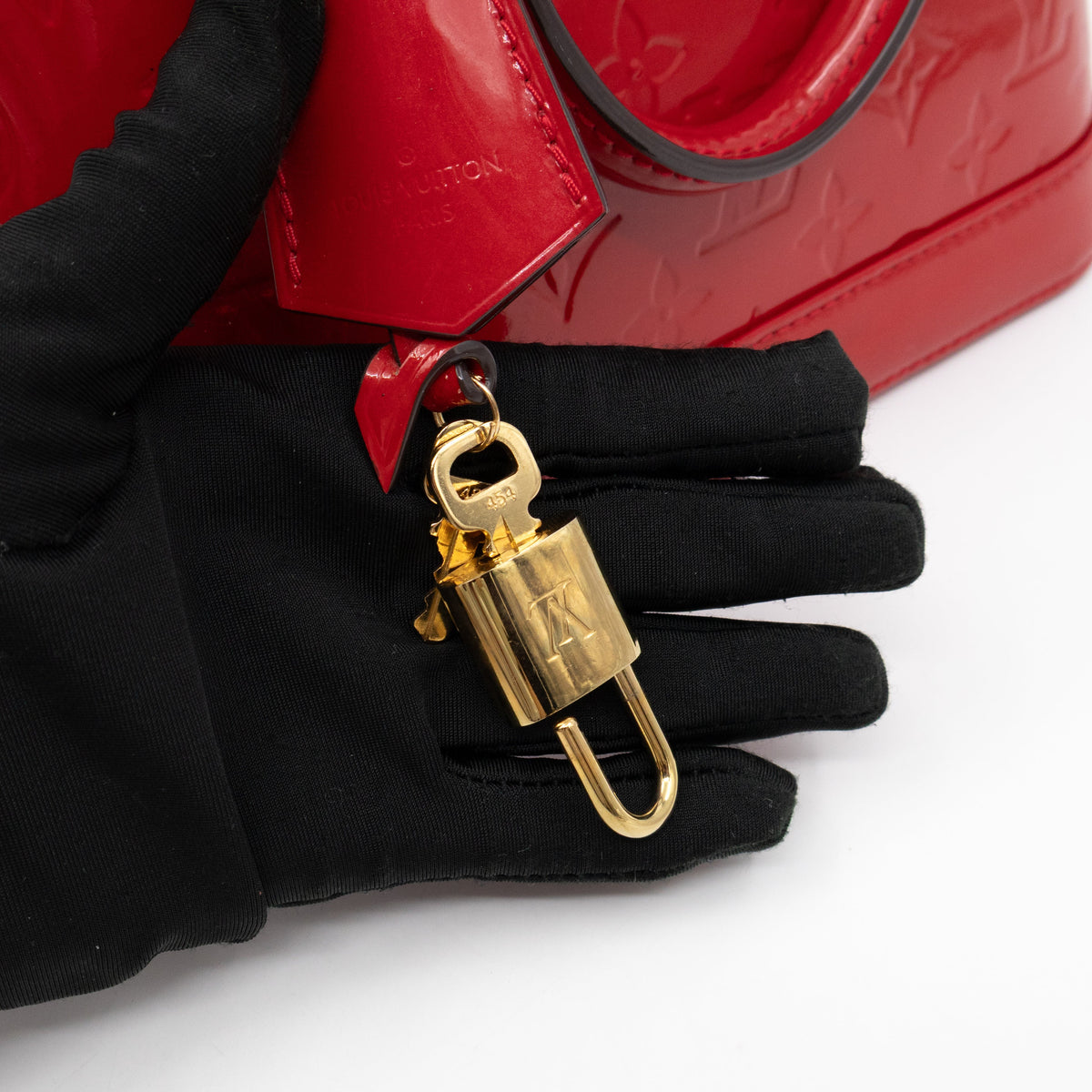 Louis-vuitton Alma BB Vernis Red