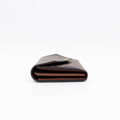Sarah Wallet Monogram Brown