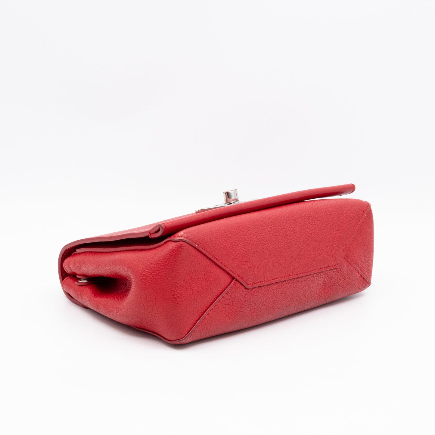 Louis-vuitton LockMe II BB Red Leather