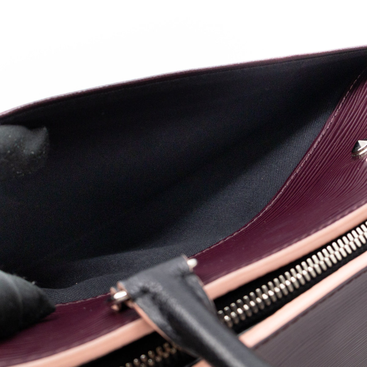 Louis-vuitton Vaneau GM Violet Epi Leather