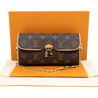 Pochette Camille Monogram