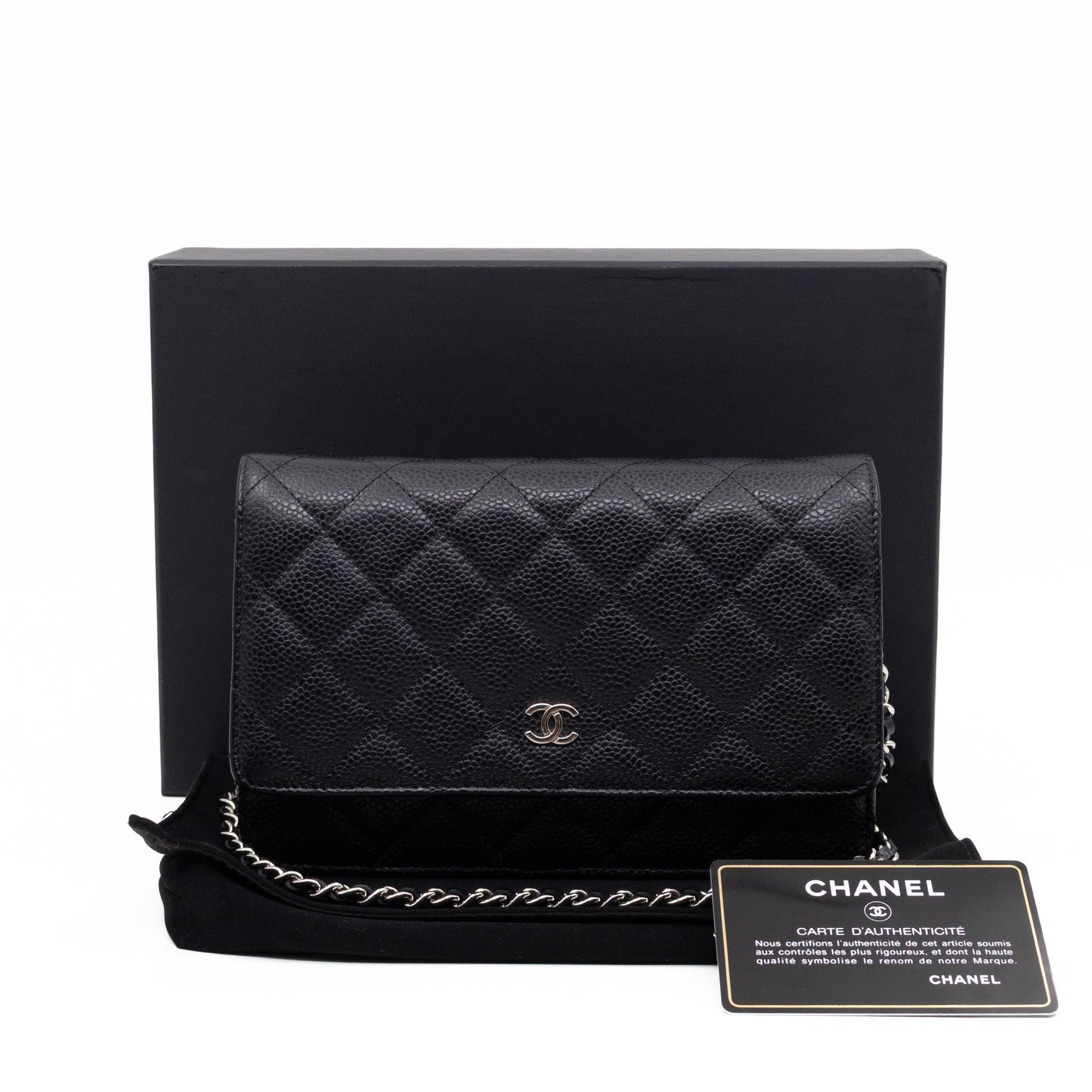 Classic Wallet On Chain Black Caviar Silver