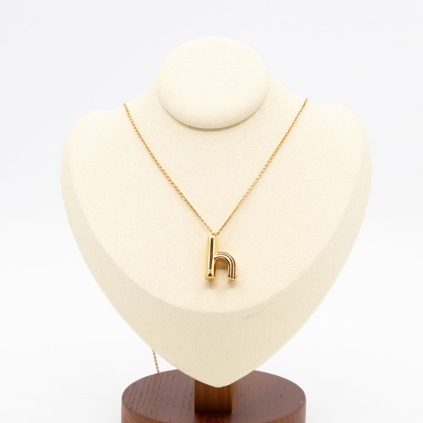 LV & Me Necklace "h" Pendant Gold