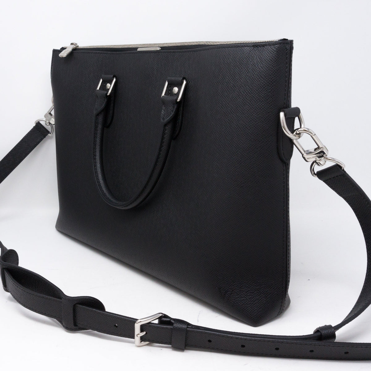 Louis-vuitton Anton Soft Briefcase Black Taiga Leather