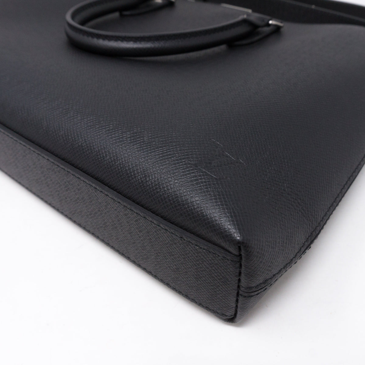 Louis-vuitton Anton Soft Briefcase Black Taiga Leather