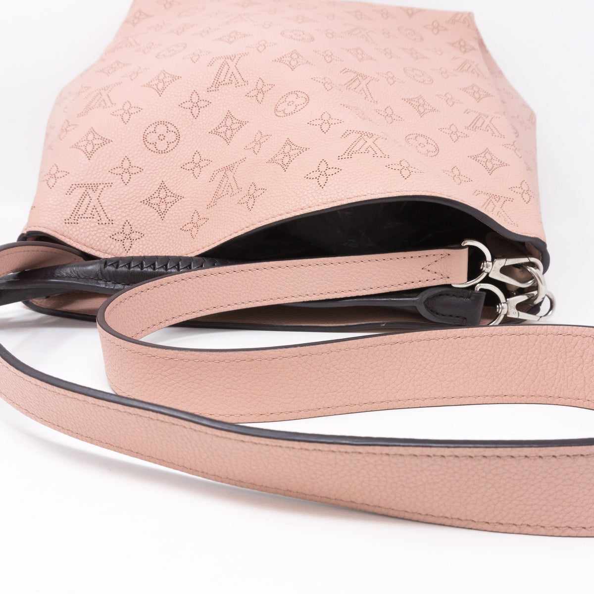 Louis-vuitton Babylone PM Magnolia Mahina Leather