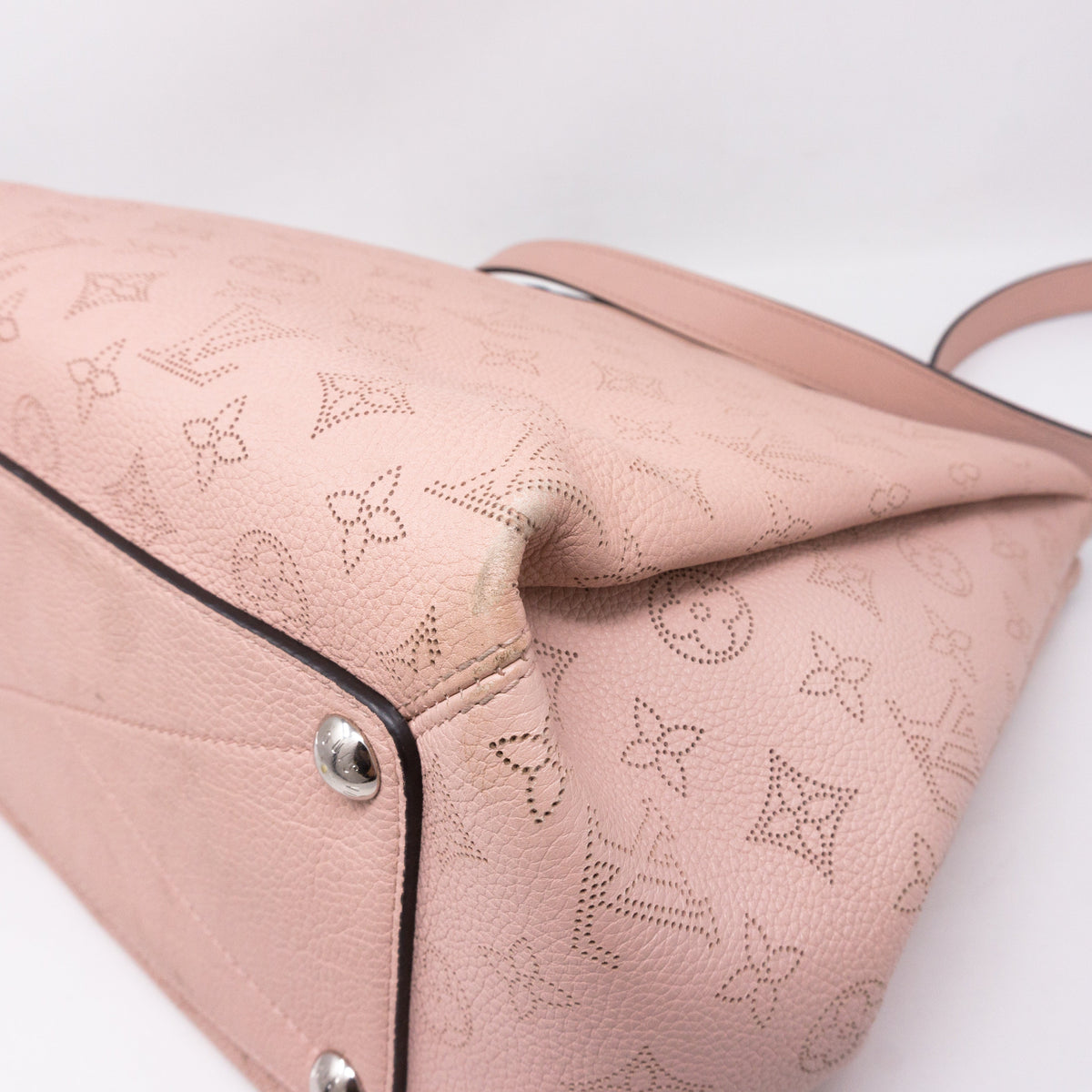 Louis-vuitton Babylone PM Magnolia Mahina Leather