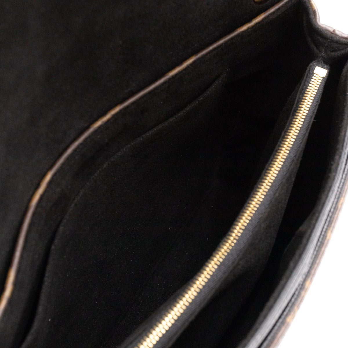 Louis-vuitton Pallas Chain Bag Monogram Black