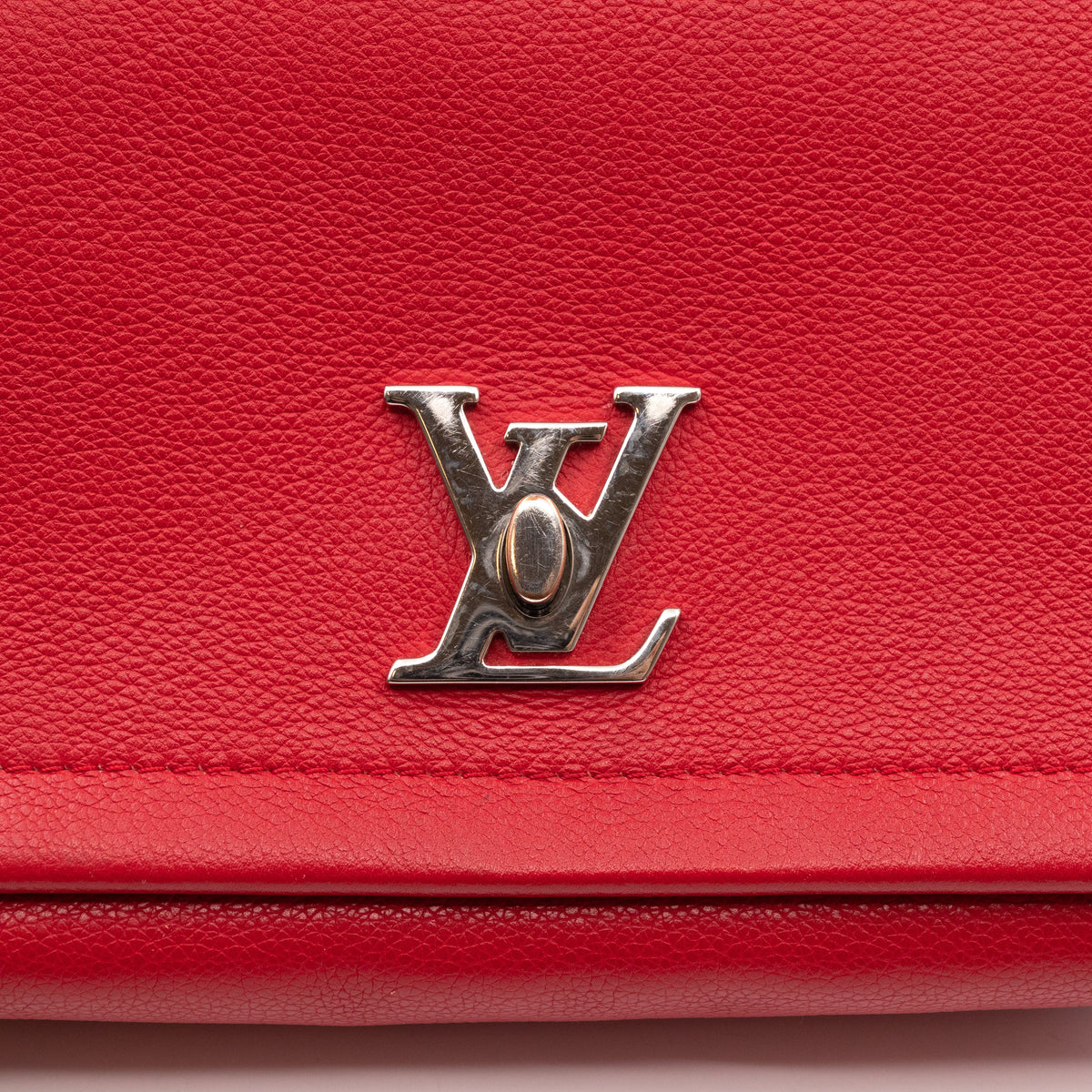 Louis-vuitton LockMe II BB Red Leather