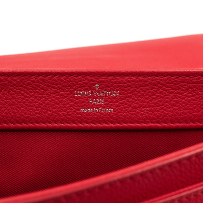 Louis-vuitton LockMe II BB Red Leather