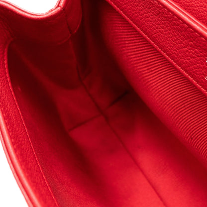 Louis-vuitton LockMe II BB Red Leather