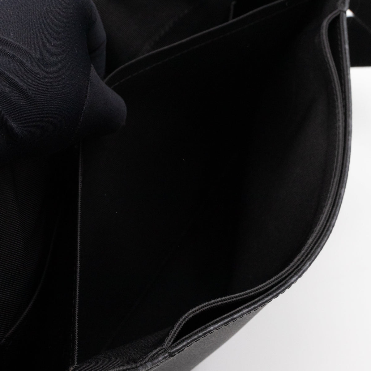 Louis-vuitton District MM Monogram Eclipse