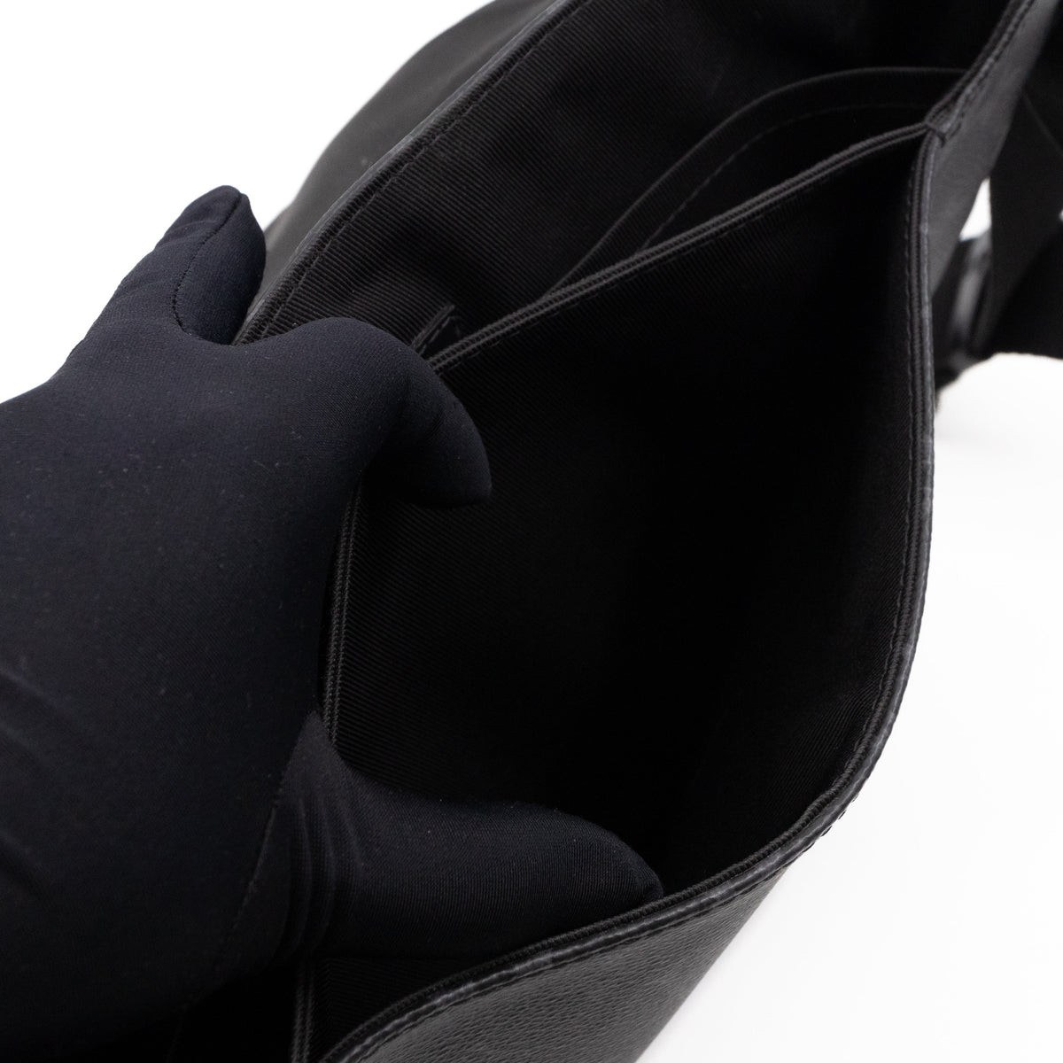 Louis-vuitton District MM Monogram Eclipse