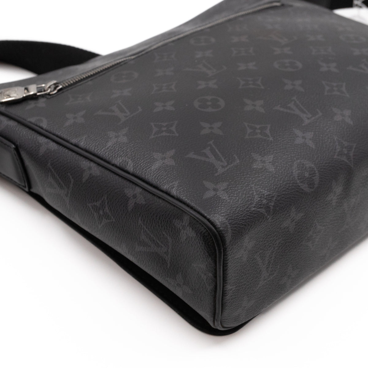 Louis-vuitton District MM Monogram Eclipse