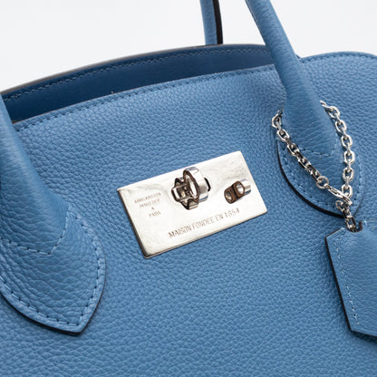 Louis-vuitton Milla PM Bleu Denim Veau Nuage Leather