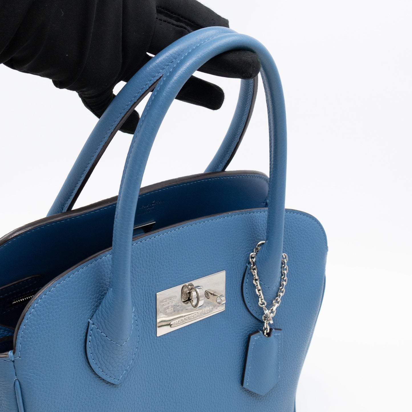 Louis-vuitton Milla PM Bleu Denim Veau Nuage Leather