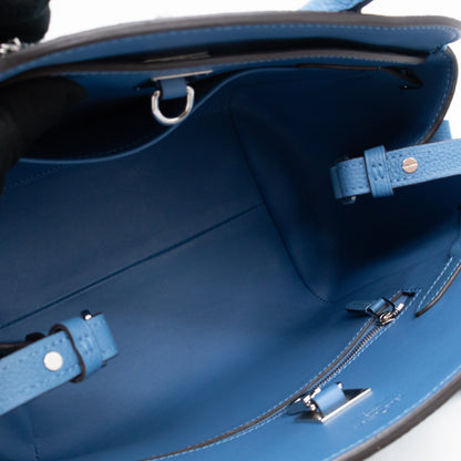 Louis-vuitton Milla PM Bleu Denim Veau Nuage Leather
