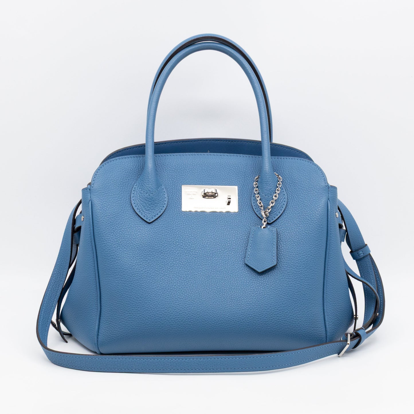 Louis-vuitton Milla PM Bleu Denim Veau Nuage Leather
