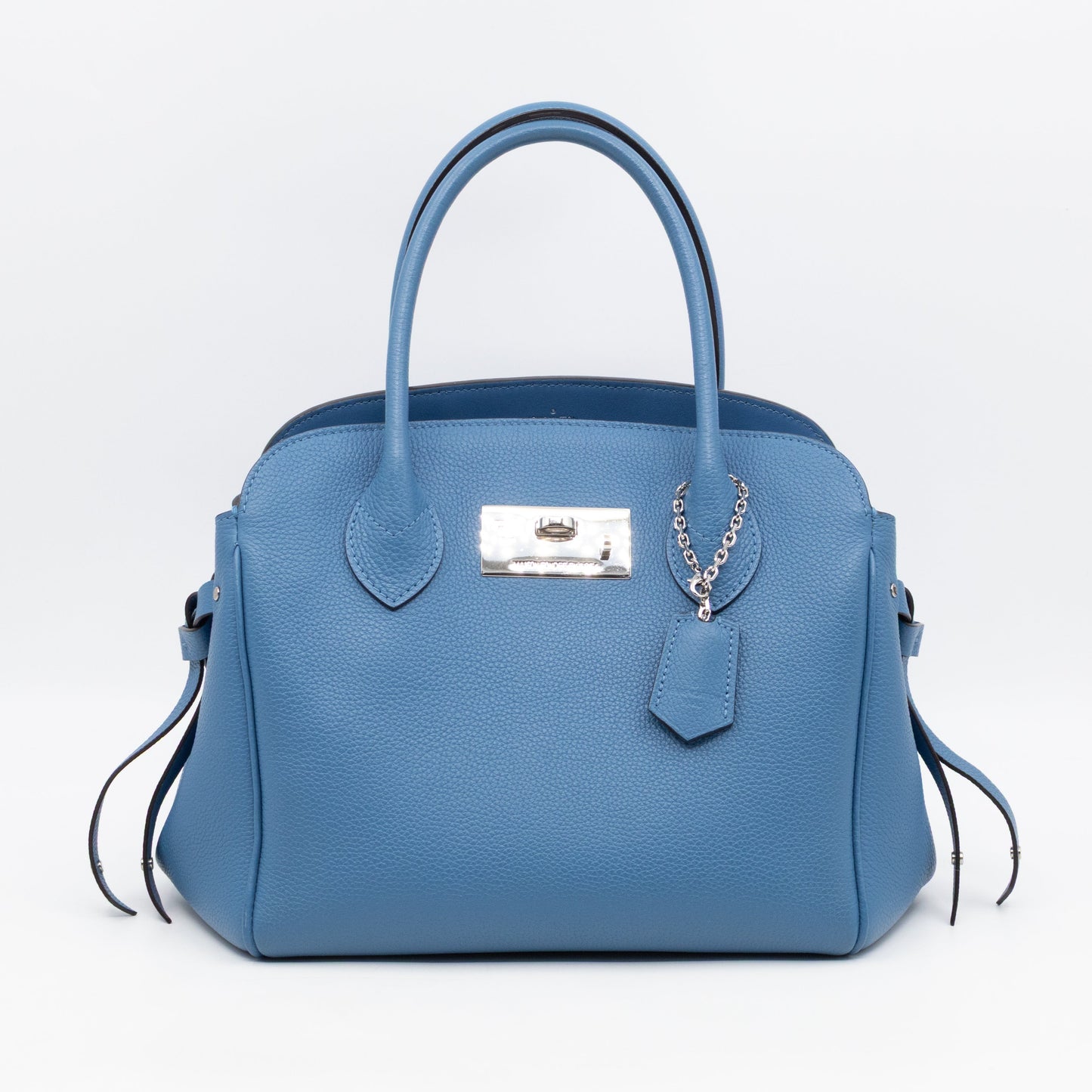 Louis-vuitton Milla PM Bleu Denim Veau Nuage Leather