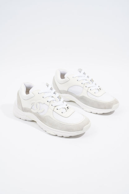 Chanel CC Logo Sneaker White Suede EU 38 UK 5