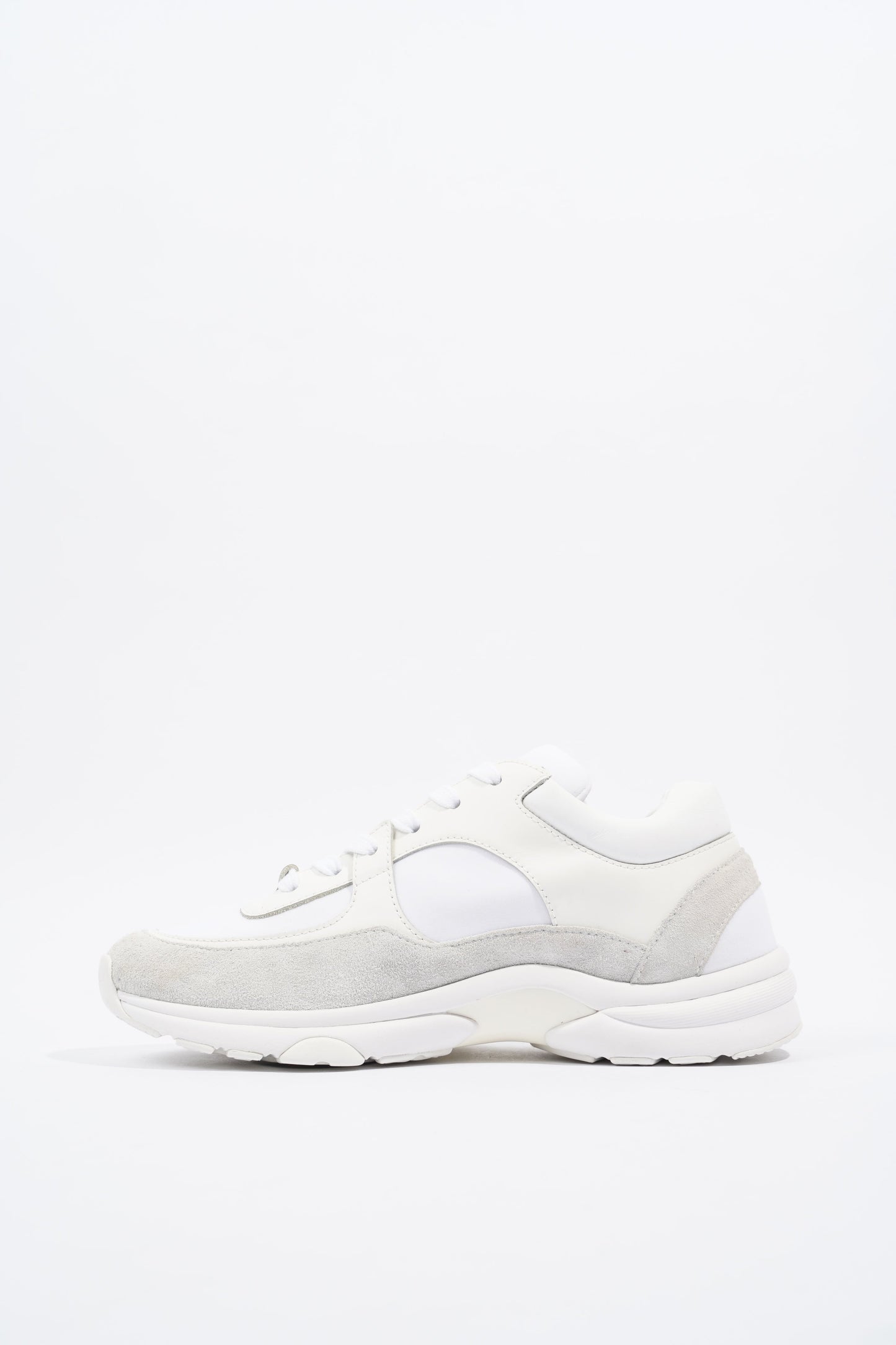 Chanel CC Logo Sneaker White Suede EU 38 UK 5