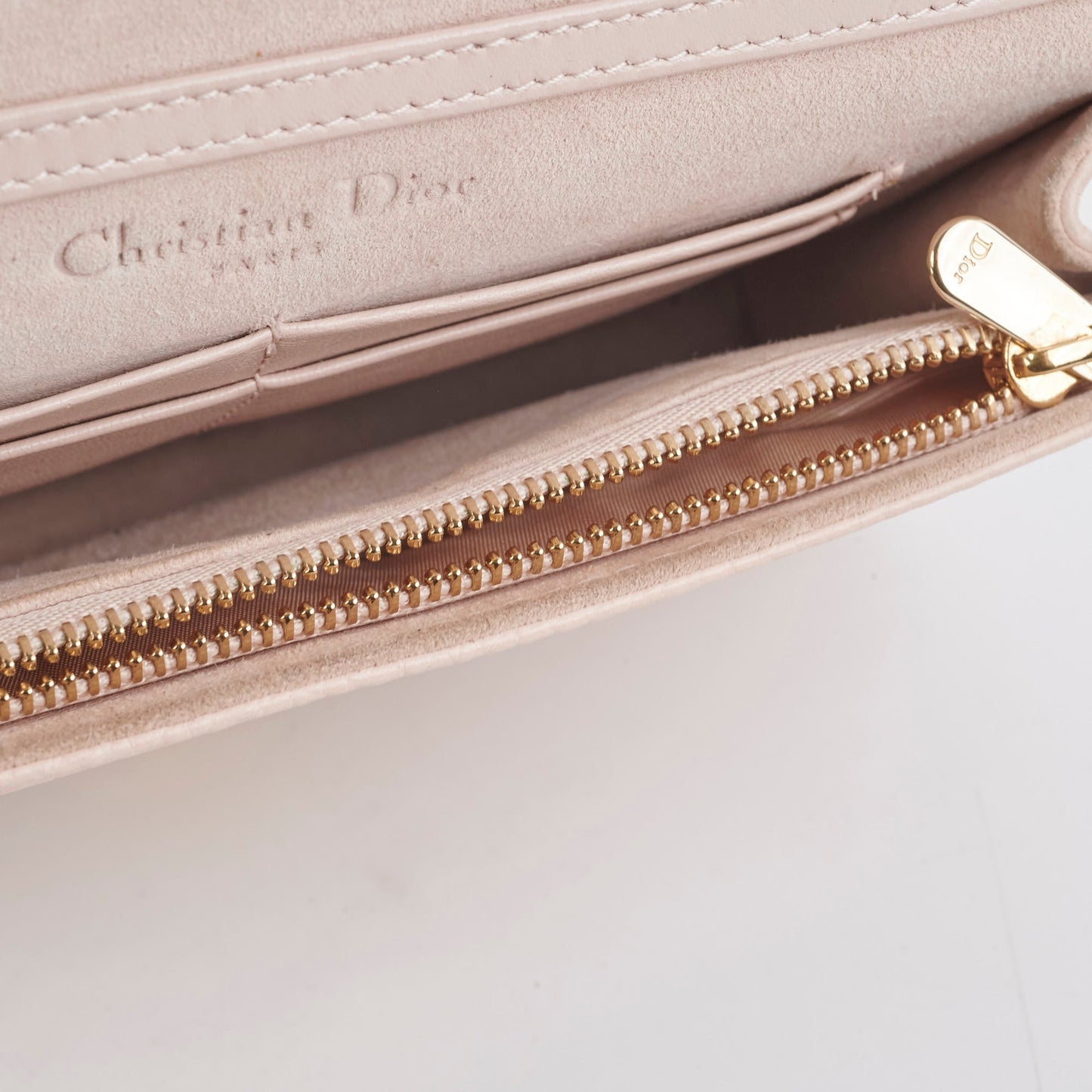 Christian Dior Diorama Wallet On Chain Pink