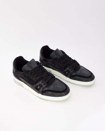 Louis Vuitton Men's Black Eclipse Monogram Canvas Trainer Sneakers - 8.5 MEN