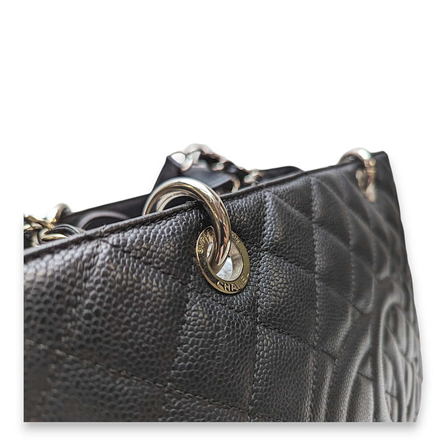 GST Black Shoulder Bag in Caviar Leather, Silver hardware