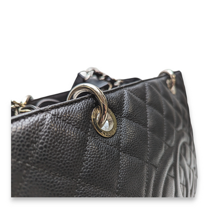 GST Black Shoulder Bag in Caviar Leather, Silver hardware