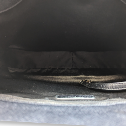 GST Black Shoulder Bag in Caviar Leather, Silver hardware