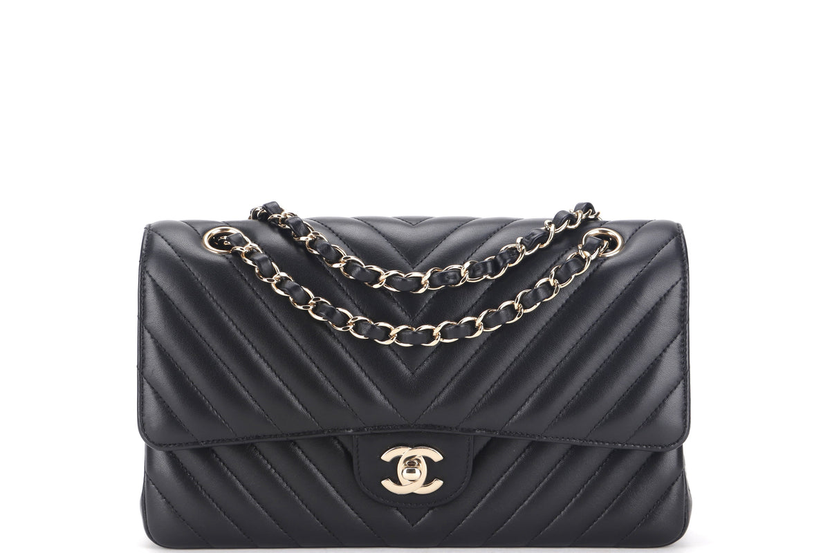 CHANEL CLASSIC DOUBLE FLAP CHEVRON (2467xxxx) MEDIUM BLACK LAMBSKIN WITH GOLD CHAIN, WITH , DUST COVER & BOX