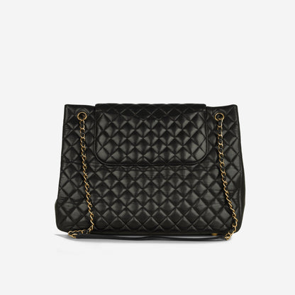 Classic Flap Shopping Tote