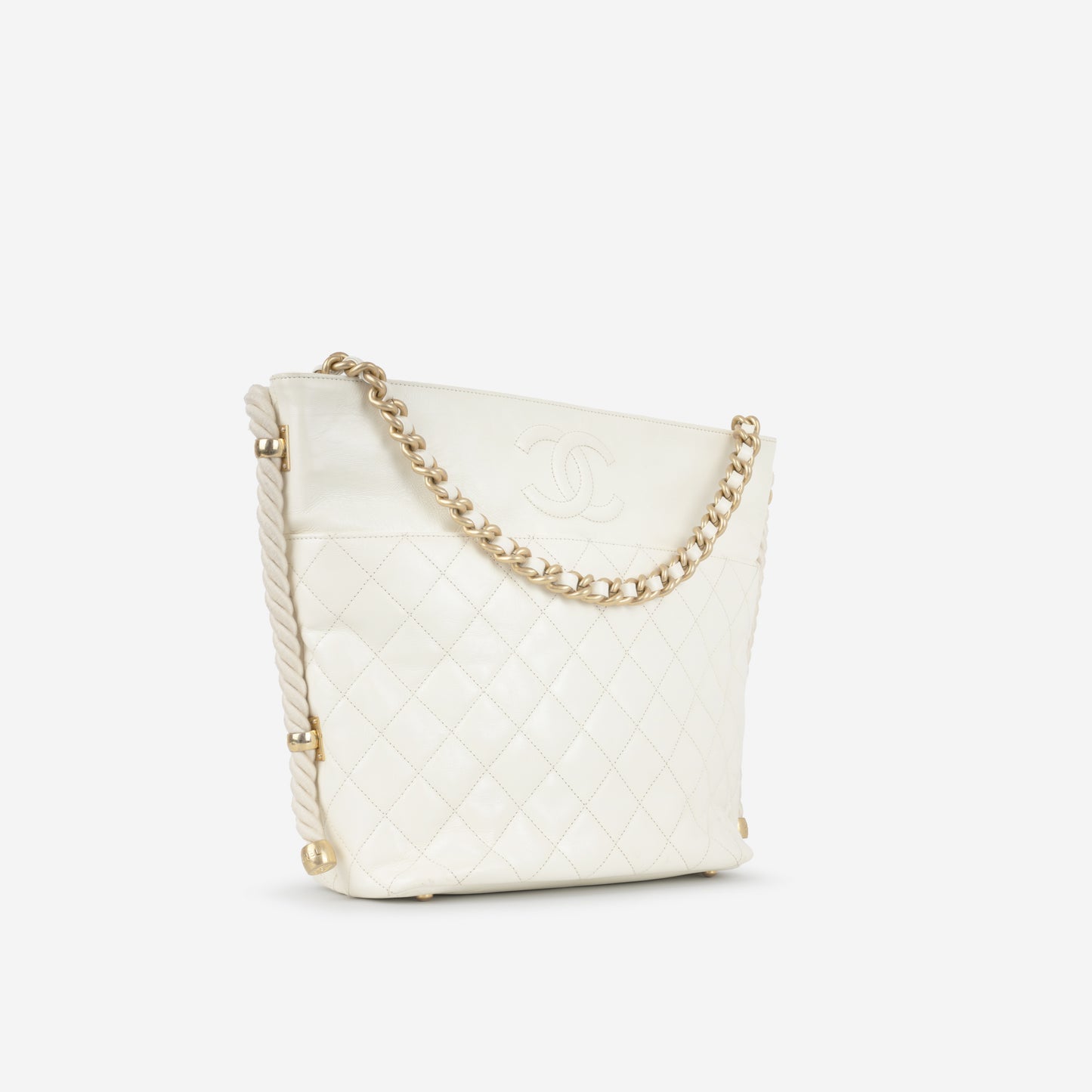 Chanel Chanel - En Vogue Large Hobo Bag - White Aged Calfskin Leather GHW -