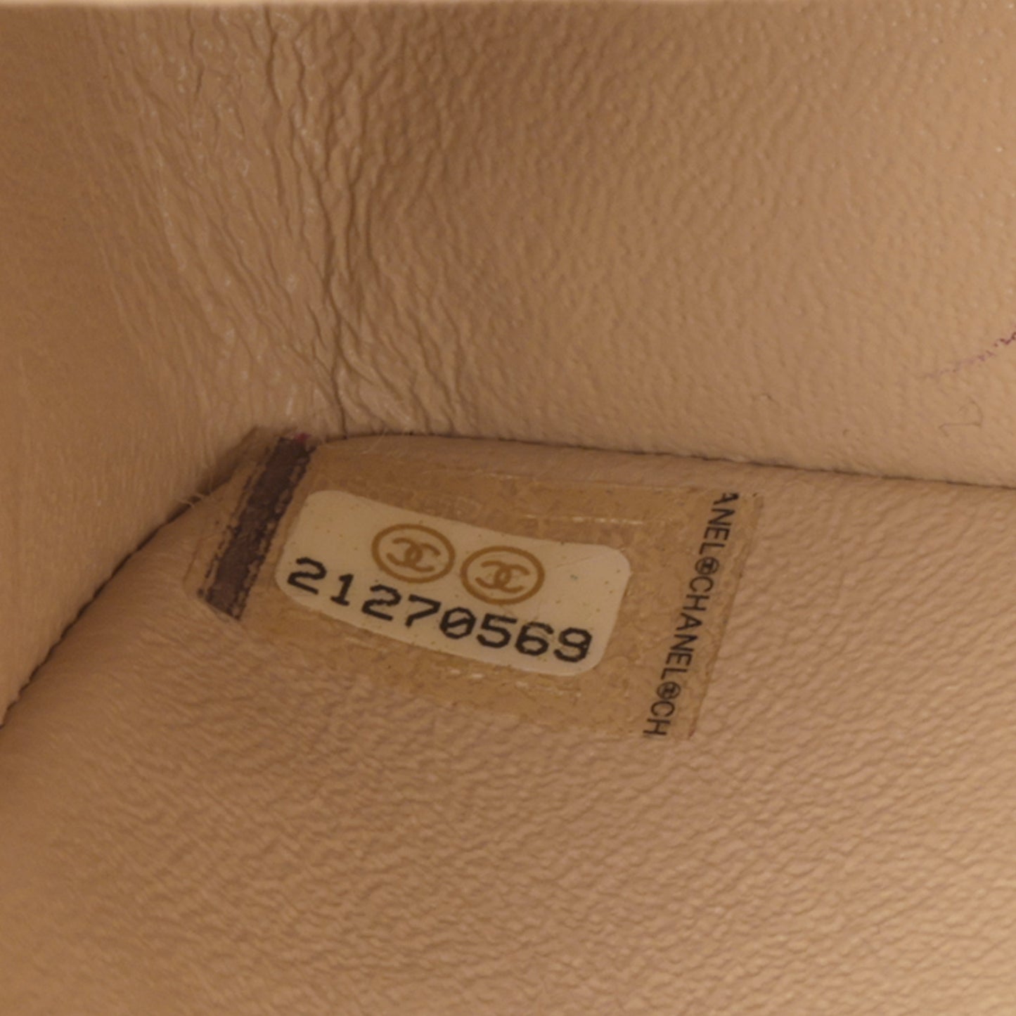 Medium Classic Flap