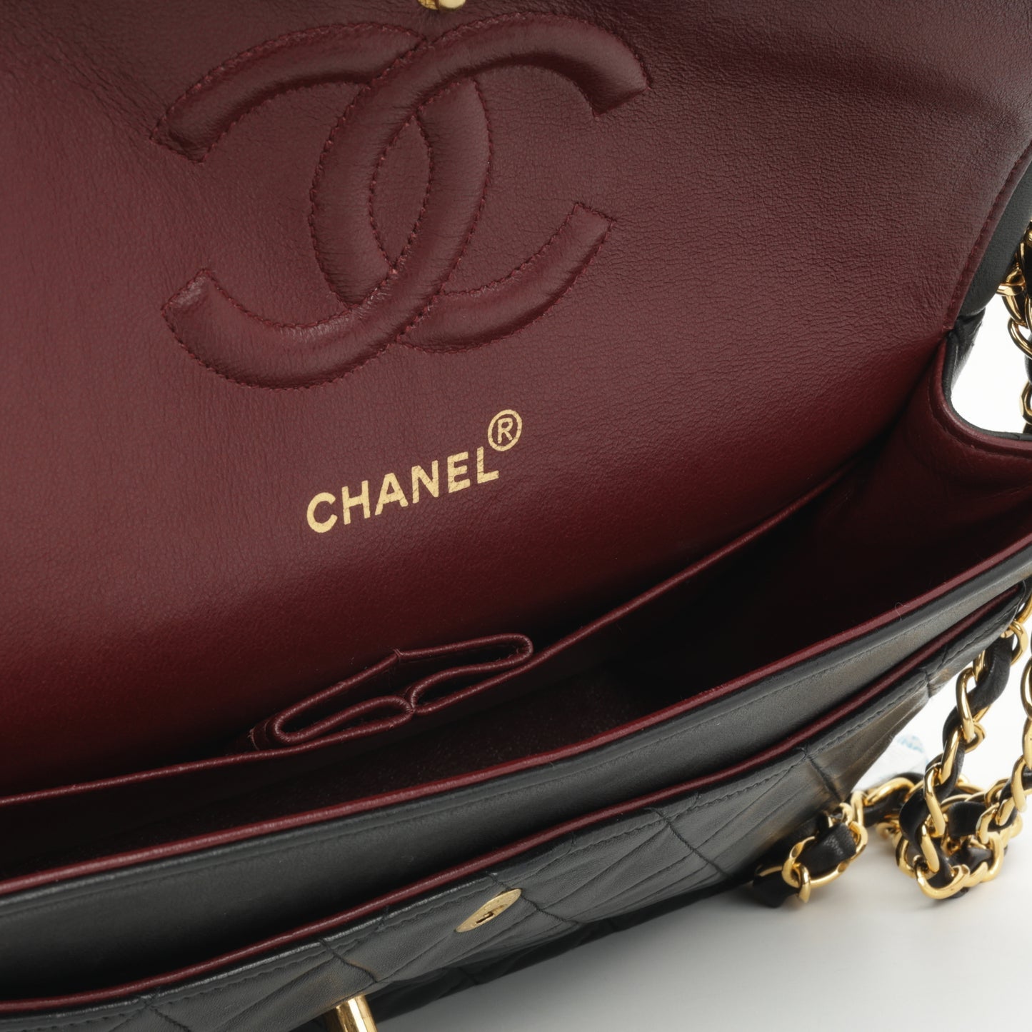 Chanel - Vintage Medium Classic Flap - Black Lambskin GHW - 1996 - Excellent Vintage Condition
