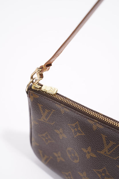 Louis Vuitton Pochette Accessoire Monogram