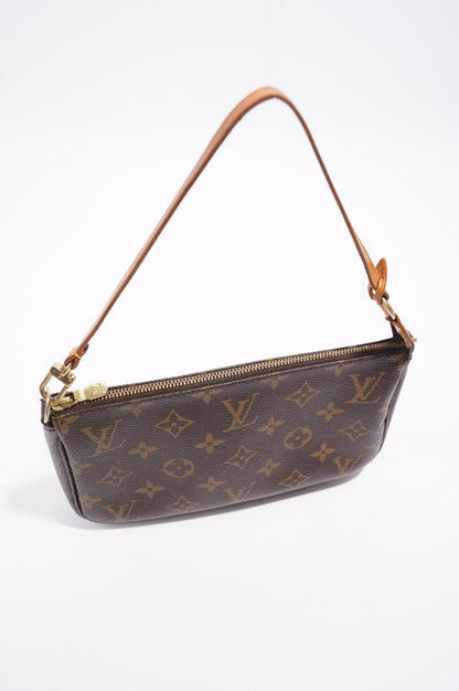 Louis Vuitton Pochette Accessoire Monogram