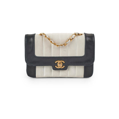 Chanel Seasonal Flap 23 Series Black/White