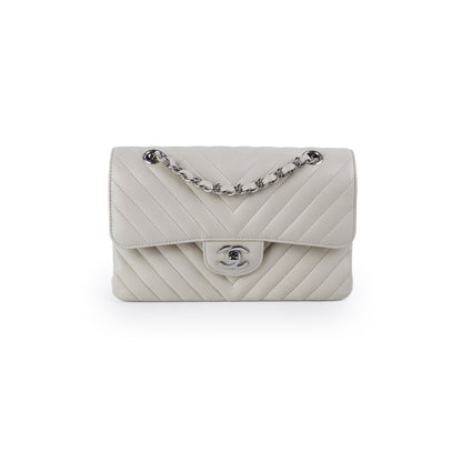 Chanel Classic Flap Small Lambskin Chevron Cream - Series 31
