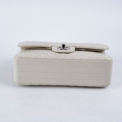 Chanel Classic Flap Small Lambskin Chevron Cream - Series 31