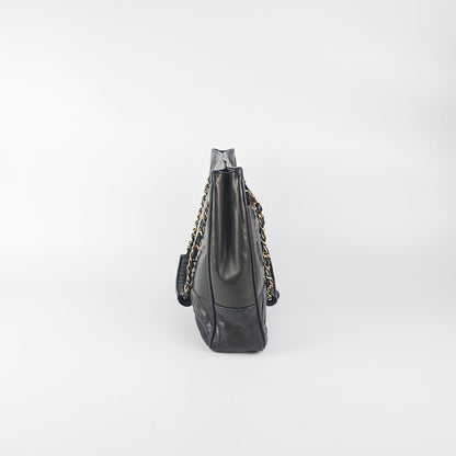 Chanel Vintage CC Chain Tote Black