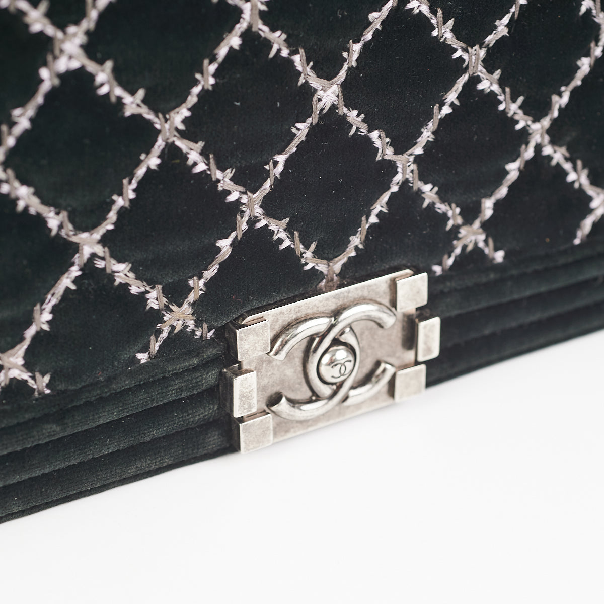 Chanel New Medium Boy Velvet Black
