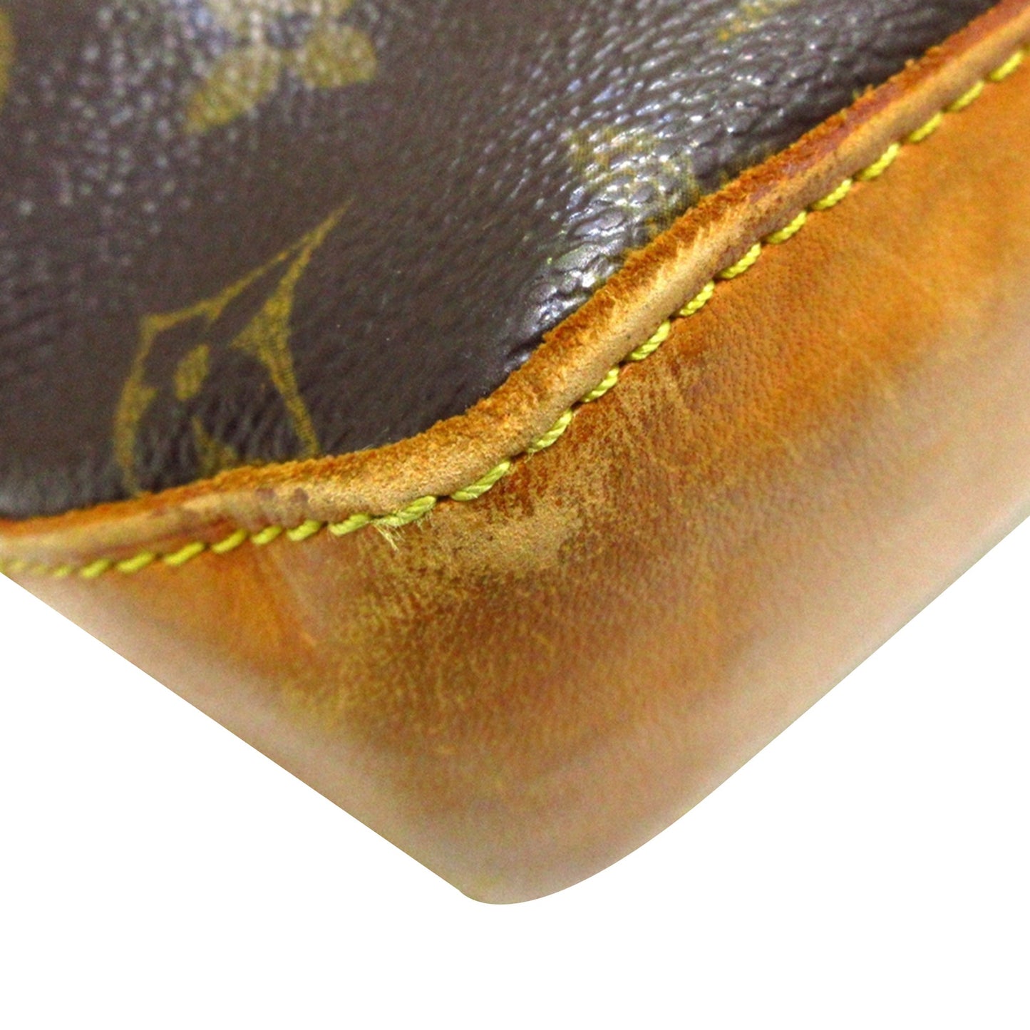 Louis-Vuitton Monogram Trotteur Brown
