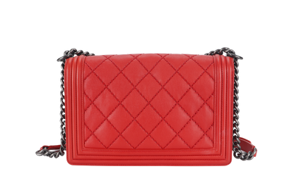CHANEL LEBOY (1877xxxx) NEW MEDIUM RED ULTRA STITCH RUTHENIUM HARDWARE WITH