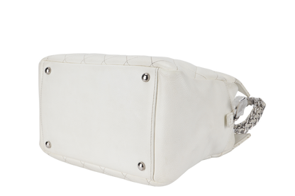 CHANEL PST WHITE (1044xxxx) CAVIAR LEATHER SILVER HARDWARE WITH DUST COVER