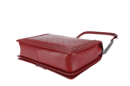 CHANEL LEBOY LARGE RED LAMBSKIN LEATHER RUTHENIUM HARDWARE (1837xxxx) WITH  AND DUST COVER