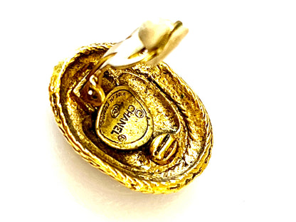 CHANEL CC LOGO VINTAGE  RUNWAY CLIP ON EARRINGS