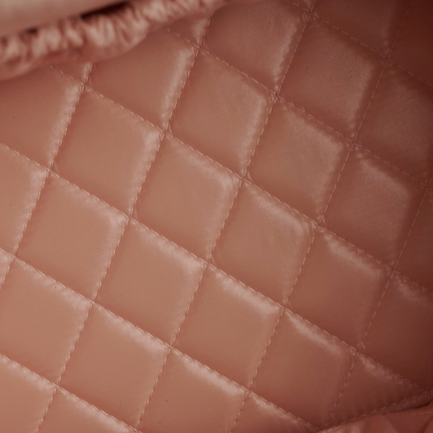 Chanel Caviar Vanity Cosmetic Bag Pink Rose Clair
